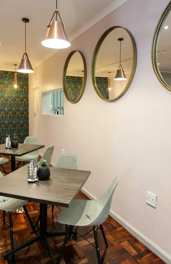 ***  New National Hotel And Conference Parow South Africa